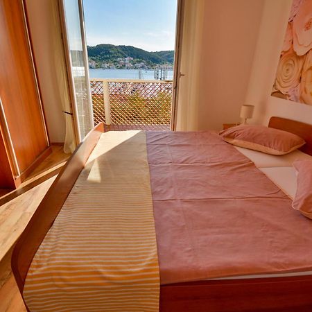Apartmani Jasmina Supetarska Draga Exteriér fotografie