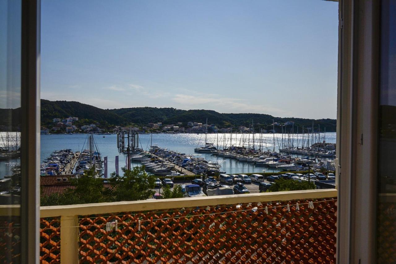 Apartmani Jasmina Supetarska Draga Exteriér fotografie