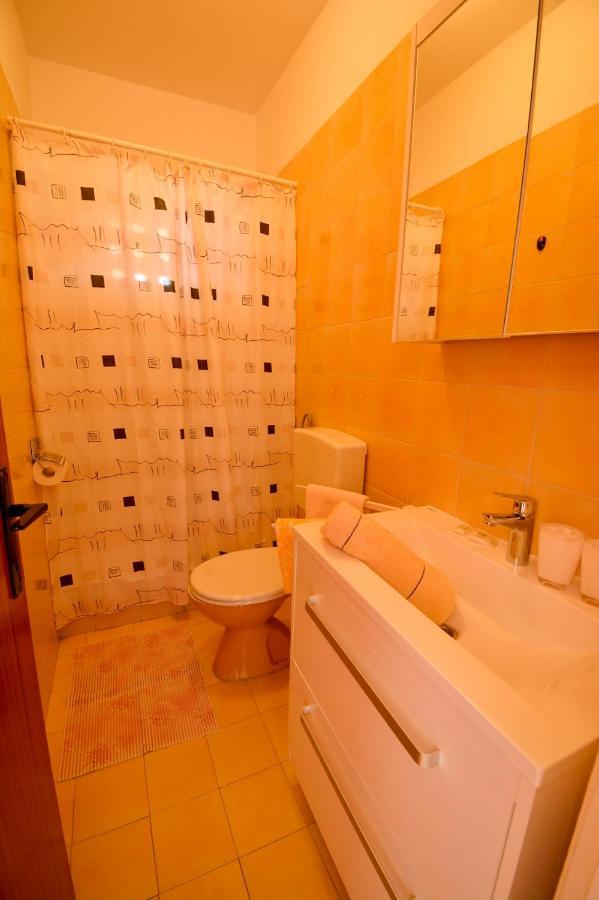 Apartmani Jasmina Supetarska Draga Exteriér fotografie